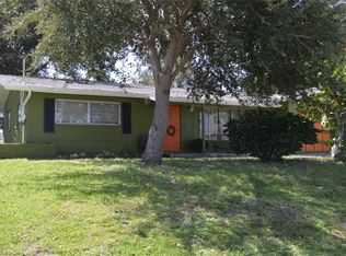 1318 SE 30th Ter, Cape Coral, FL 33904