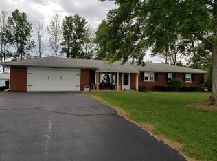 11031 E County Road 700 N, Hope, IN 47246