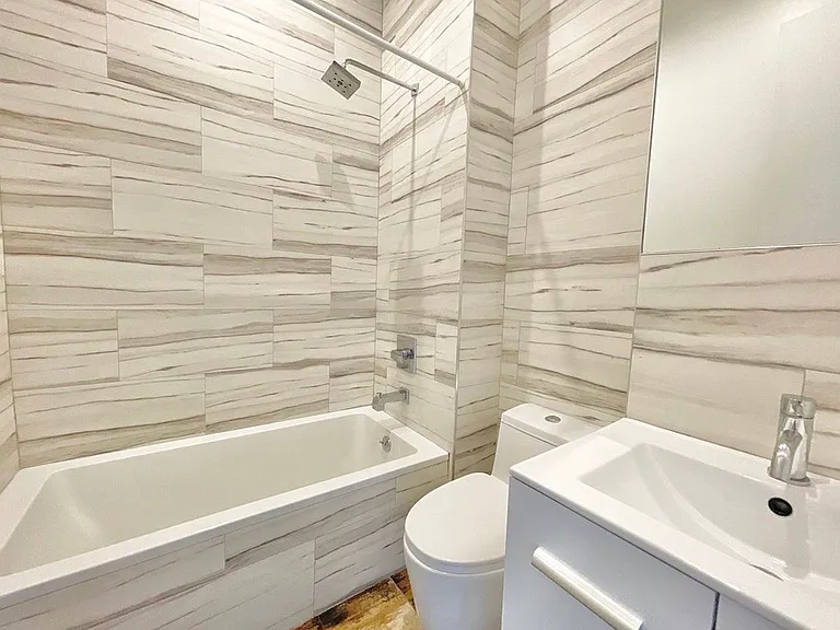 507 Central Ave #1R — Photo 7