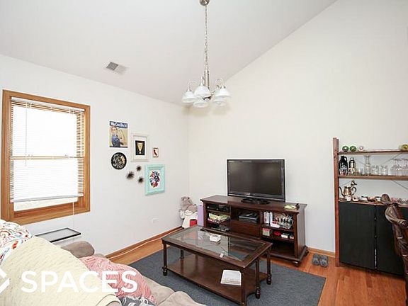 5th image of 903 W Lawrence Ave #Unt