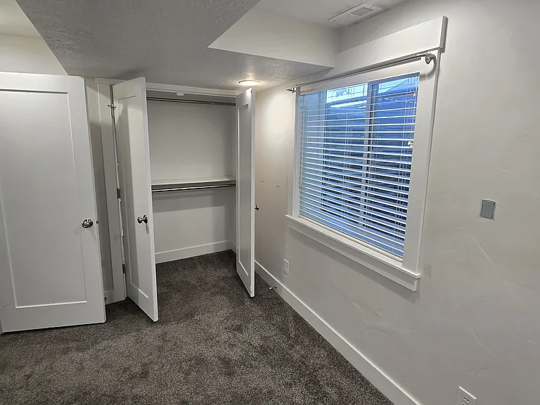 4108 S Madison Ave — Photo 15