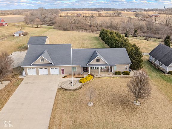 3rd image of 240 N County Road 650 W