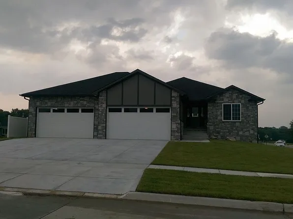 9430 Southern Sky Rd, Lincoln, NE 68505