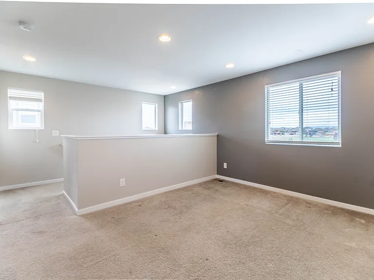 11069 Rifle Ct — Photo 14