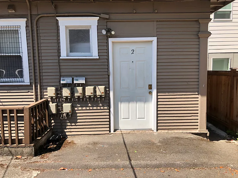 5208 Brooklyn Ave NE #2 — Photo 10