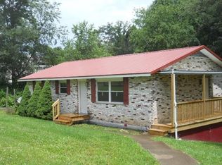952 Old Eccles Rd, Beckley, WV 25801