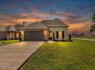 100 Spanish Oak Dr, Carencro, LA 70520