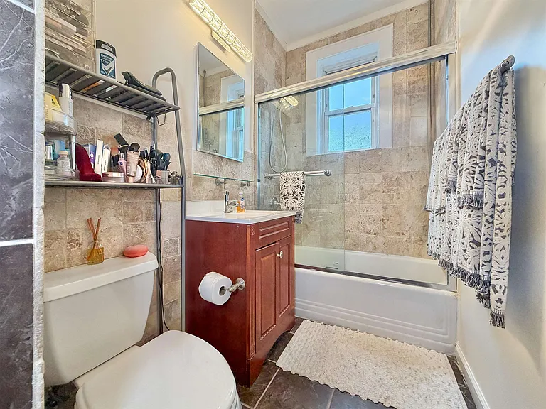 740 Washington St #6 — Photo 16