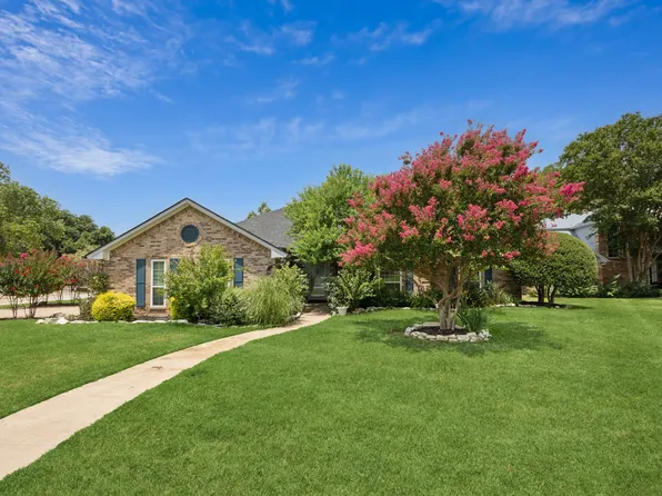 32 Edgemere Dr, Trophy Club, TX 76262