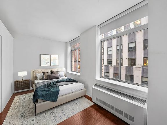 3rd image of 90 John St Unit 2103