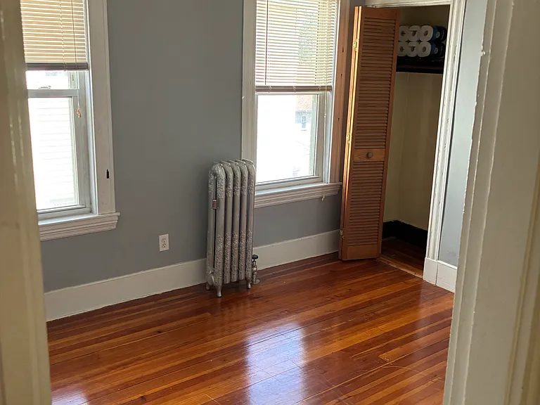 27 Irma Ave #2 — Photo 8