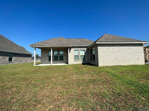 4th image of 330 Taylor James Way