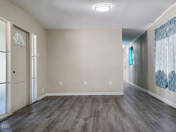 4th image of 6877 Blue Bonnet Dr