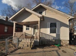 1112 SW 18th St, Topeka, KS 66604