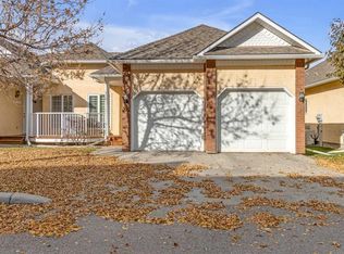 28 S Prominence Vw SW, Calgary, AB T3H3M8