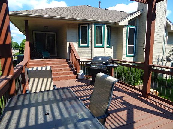 3rd image of 408 Black Forest Dr
