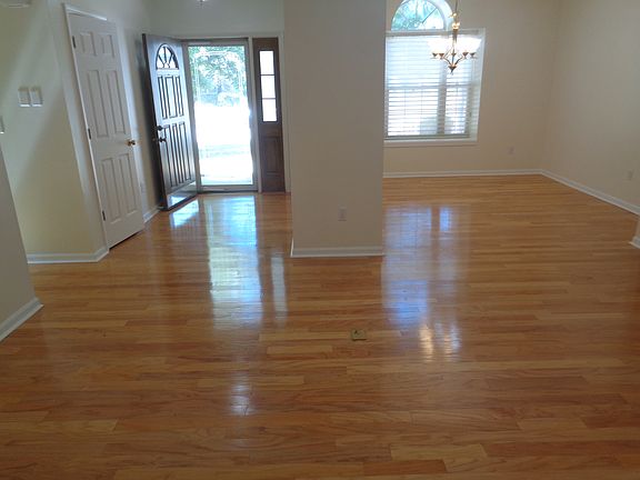 5th image of 3604 Woods Edge Rd
