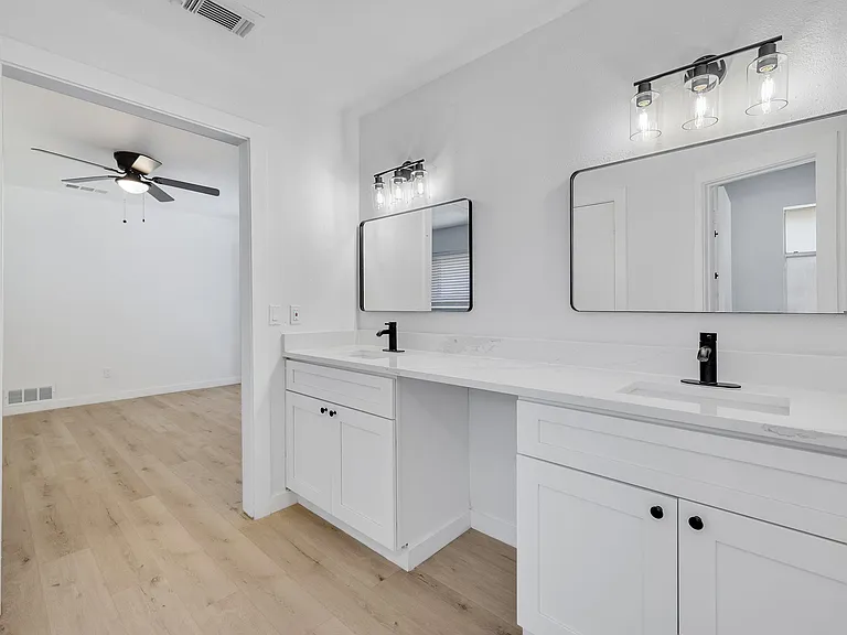 3352 Lanarc Dr — Photo 28