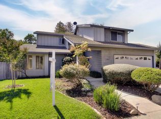 8934 Lake Elsinore Ct, Elk Grove, CA 95624