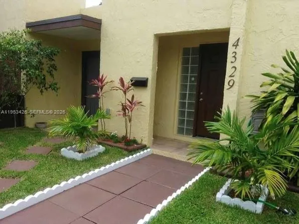 4329 NW 3rd Ave, Pompano Beach, FL 33064