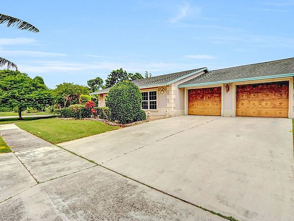 Home For Sale In Lantana Homes