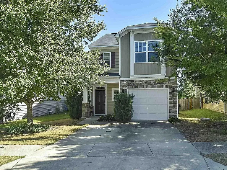 305 Chestnut Oak Ct — Photo 2