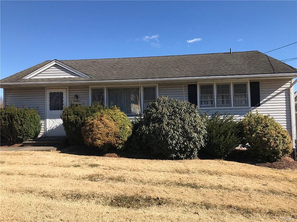 1st image of 16 Sherman Dr