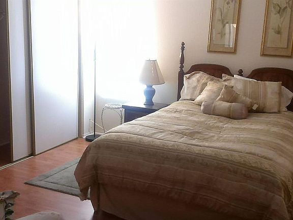 4th image of 12480 Highgate Ave