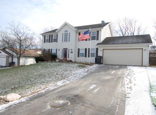956 Thickett Trl, Roscoe, IL 61073