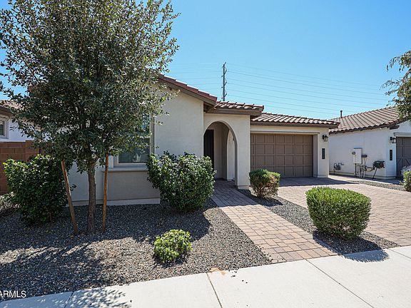 3rd image of 20883 E Cattle Dr