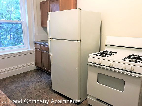 2nd image of 705 N Saint Clair St Floor 2
