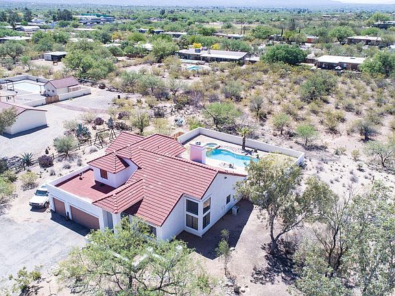 4th image of 10880 E Camino Miramonte