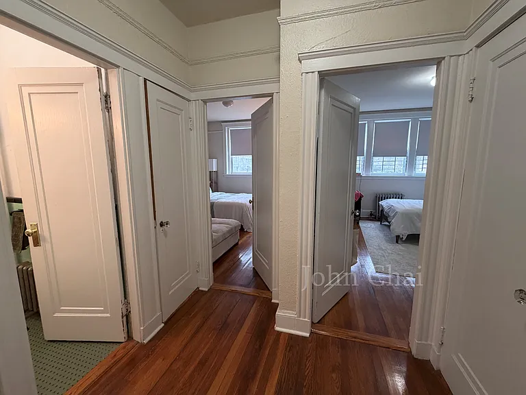 70 Chiswick Rd #7 — Photo 18
