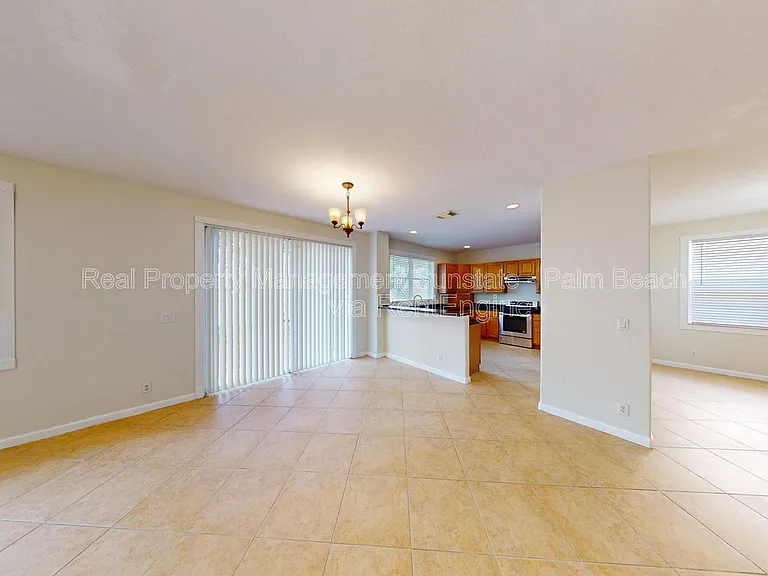 6786 Aliso Ave — Photo 9