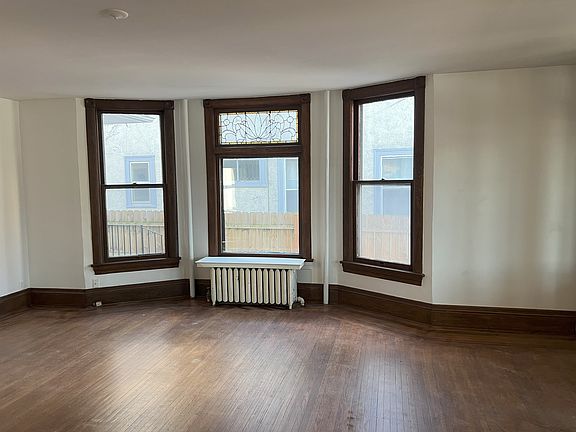 2nd image of 2416 Fremont Ave S