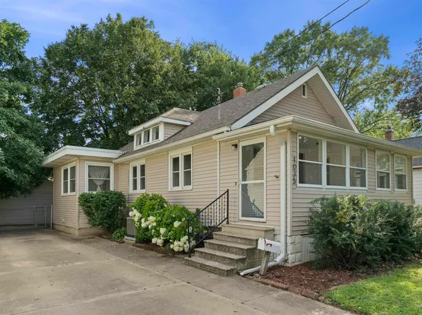 1035 Newton St, Waterloo, IA 50703