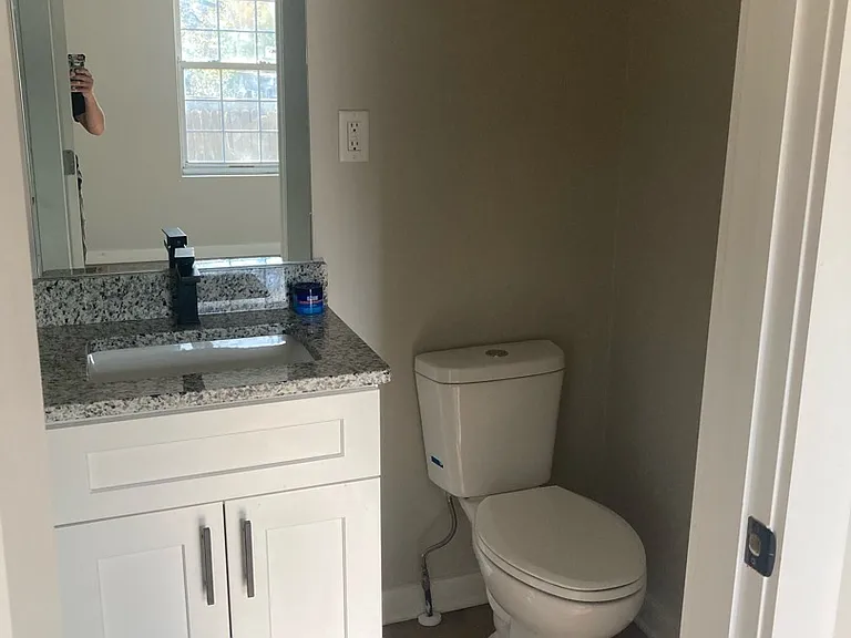 Unit Photo