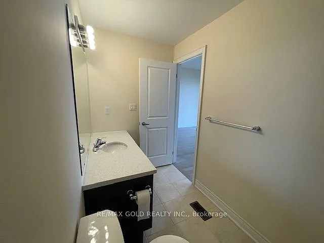 48 Andress Way #MAIN FLOOR PLUS BASE — Photo 31
