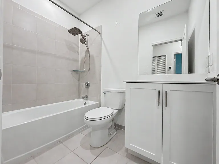 2644 SE 15th Ct — Photo 16