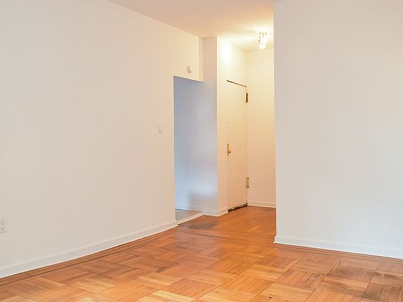 3rd image of 356 Saint Johns Pl APT 3D