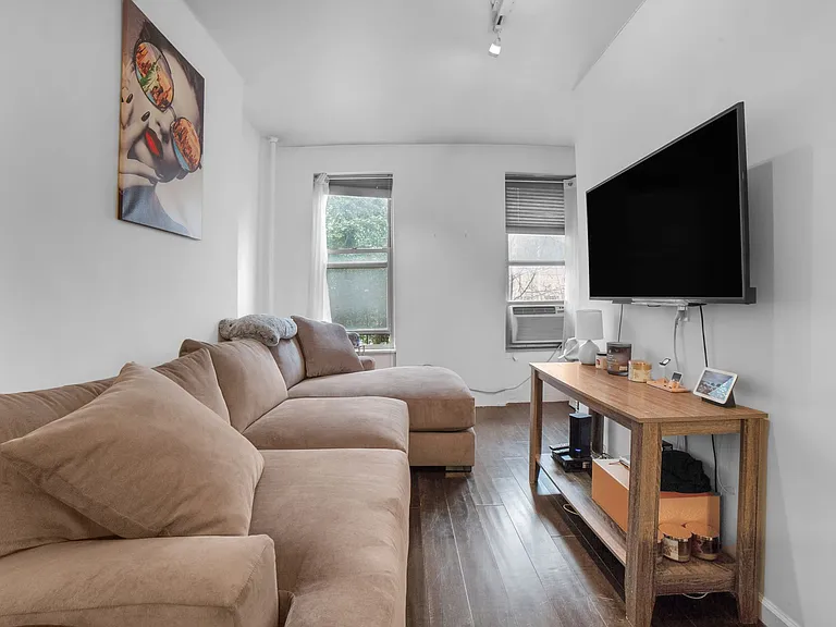 317 E 73rd St #4RW — Photo 3