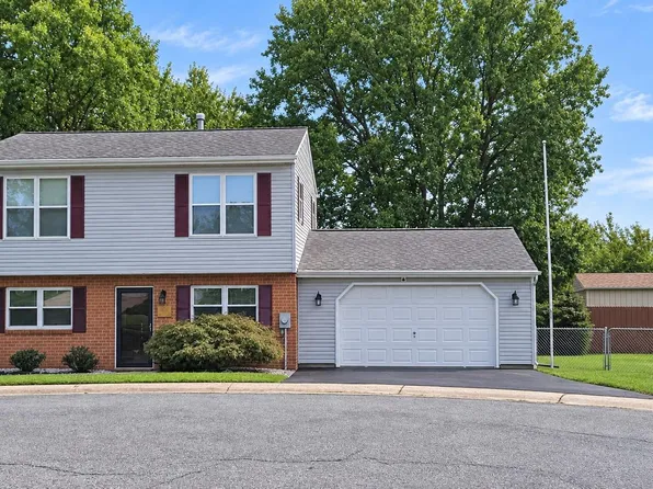 12 Rogers Cir, Newark, DE 19702