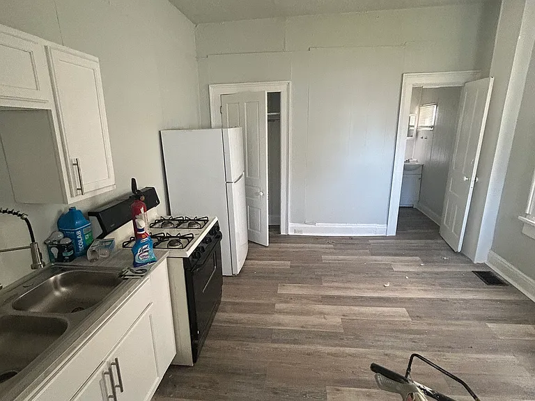 506 Maple St #1A — Photo 11