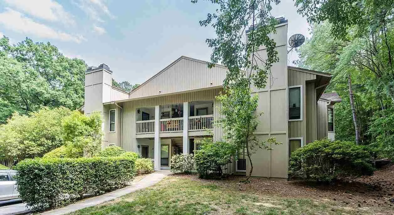 2 bed, 1126 sqft, $1,800 — Photo 1