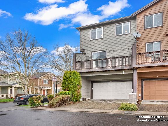 4th image of 3402 SE Northwood Way