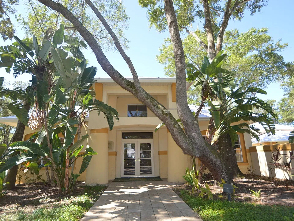 5616 Pinnacle Heights Cir #308