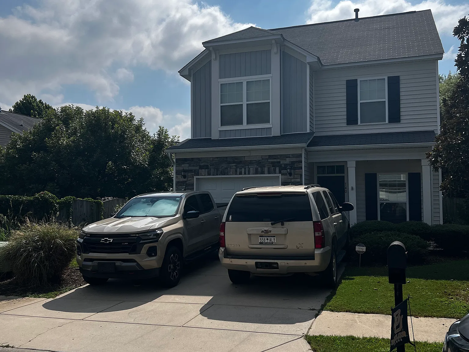 3 bed, 2.5 bath, 1365 sqft, $2,075 — Photo 1