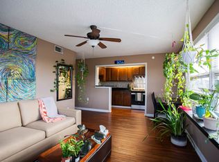 800 S Indian Rocks Rd #B, Largo, FL 33770