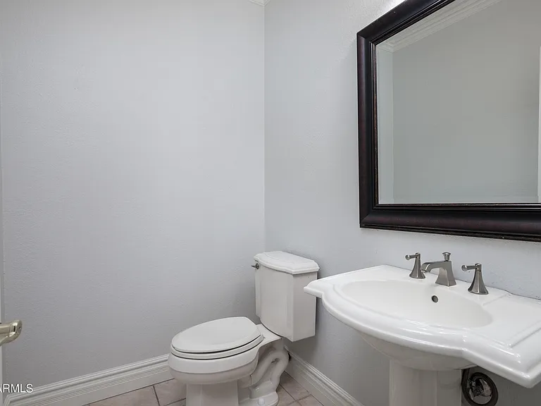 1660 W Honeysuckle Ln — Photo 28