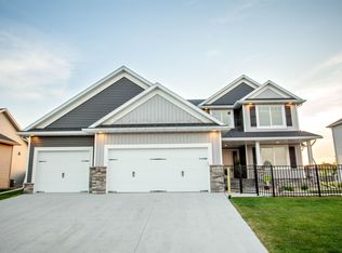 4815 41st St S, Fargo, ND 58103